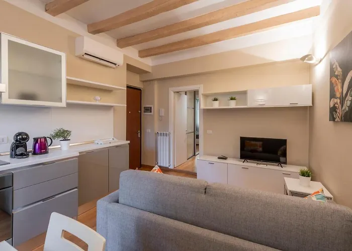 Canonica 1 - The Charming Bilo - B Apartamento Milão